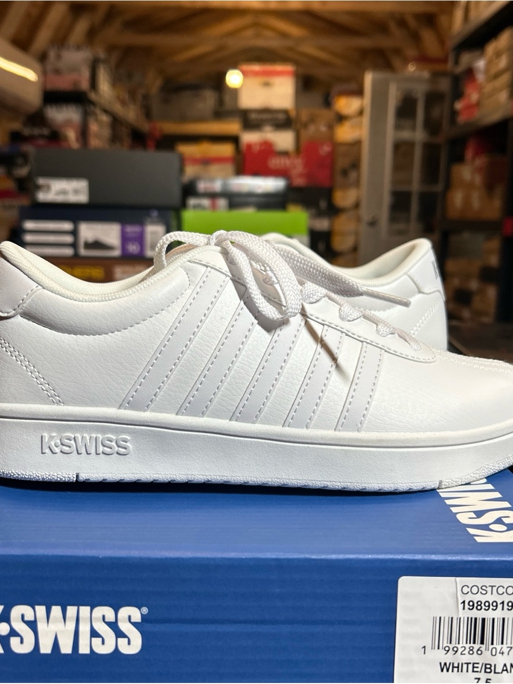 Women’s K-Swiss Classic White Leather Sneaker Size 7.5